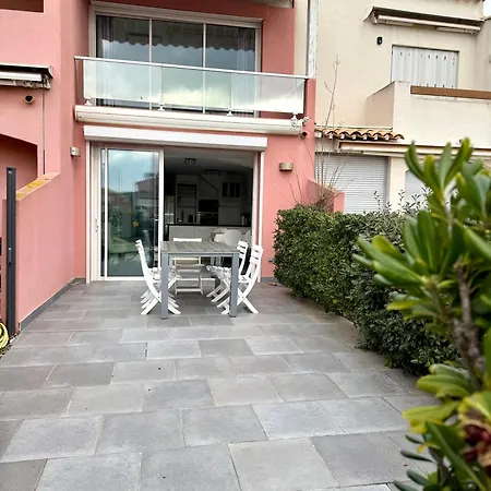 Дом отдыха Douceur Du Rivage - 6pers - Clim - Parking - Wifi - Ile Des Marinas - Au Bord De L'eau - Histoire De Cles *